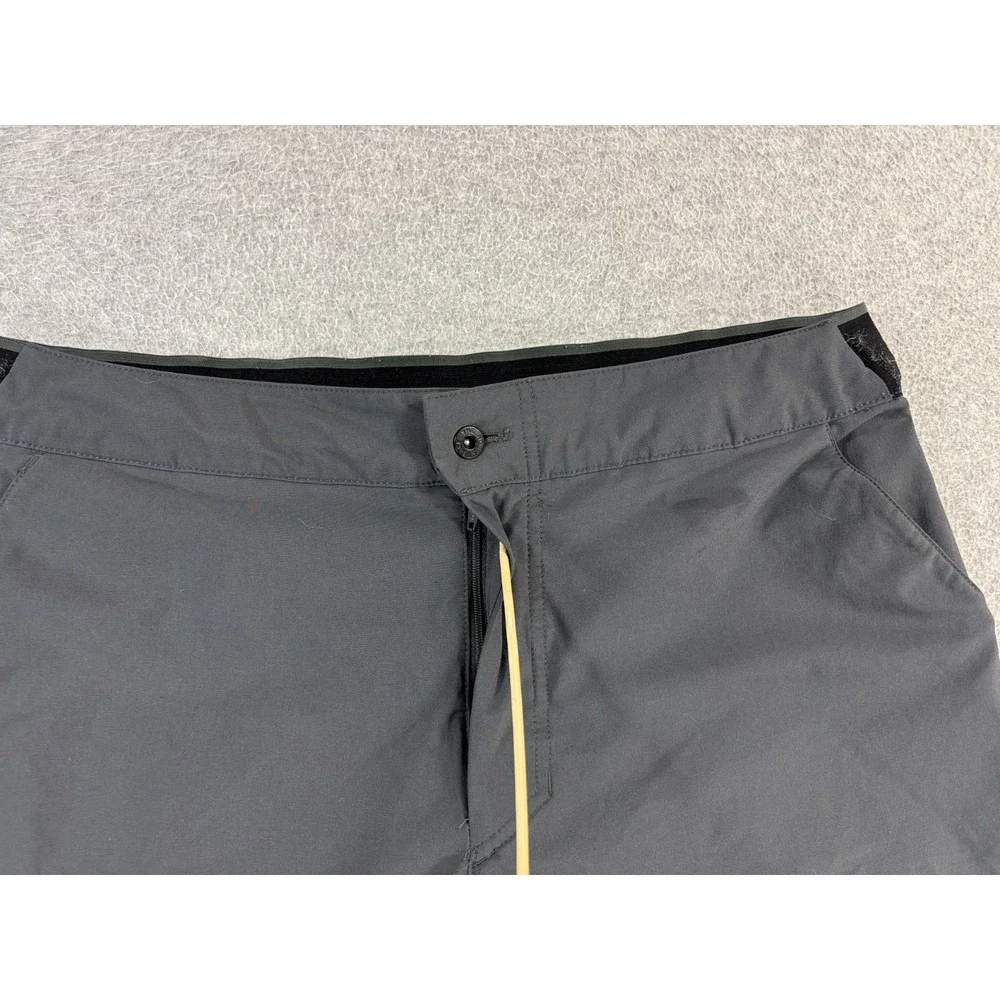 The North Face‎ Hiking Travel Casual Shorts (Men's 34) Gray - 9